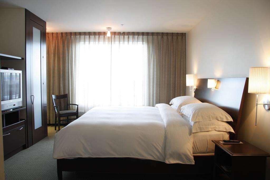 Hotel Mortagne Boucherville Dış mekan fotoğraf